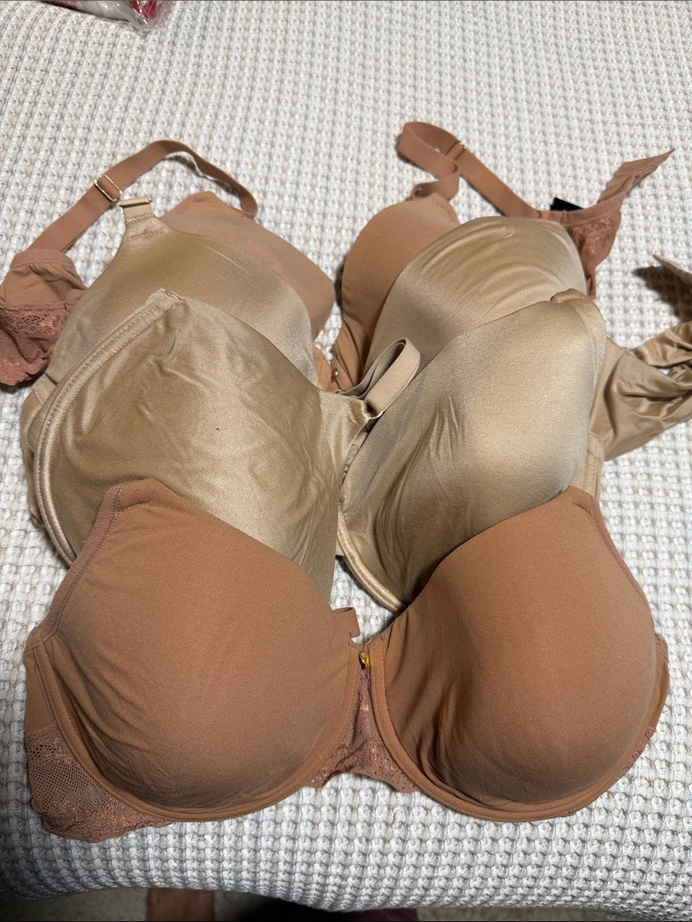 4 Everyday T-Shirt 36DD Bras Bundle - Nude / Tan